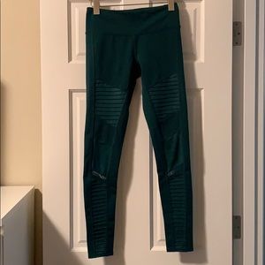 Alo Yoga Moto Legging